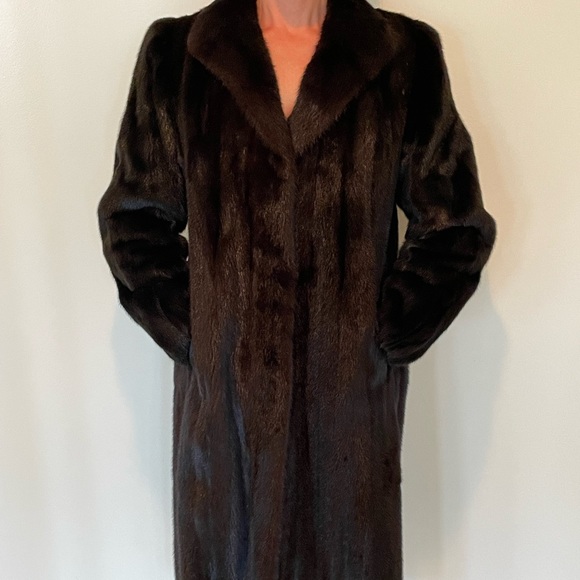 Women’s Vintage Full-Length Mink Coat - Picture 1 of 4